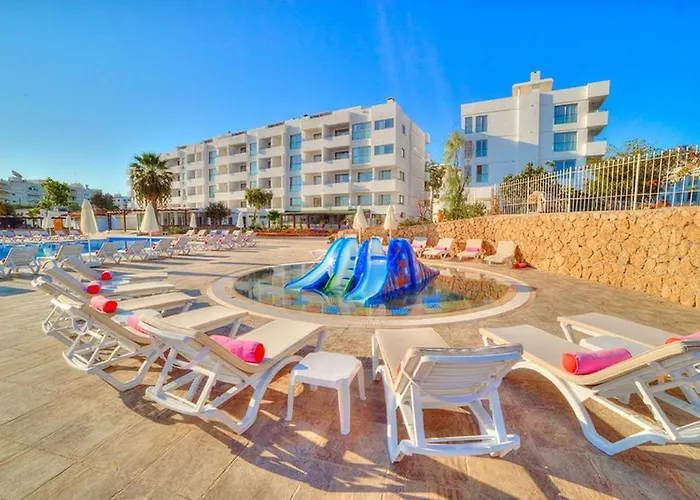 Jasmine Court & CasinoCasino Hotel